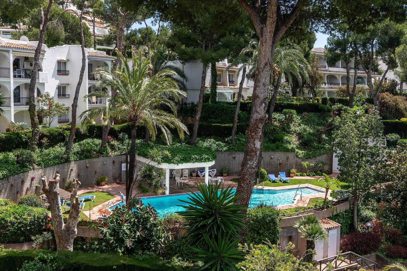 Ganze Wohnung, Schöne Ferienwohnung in Miraflores mit Meerblick, Gemeinschaftspool und Wlan in La Cala de Mijas, Mijas