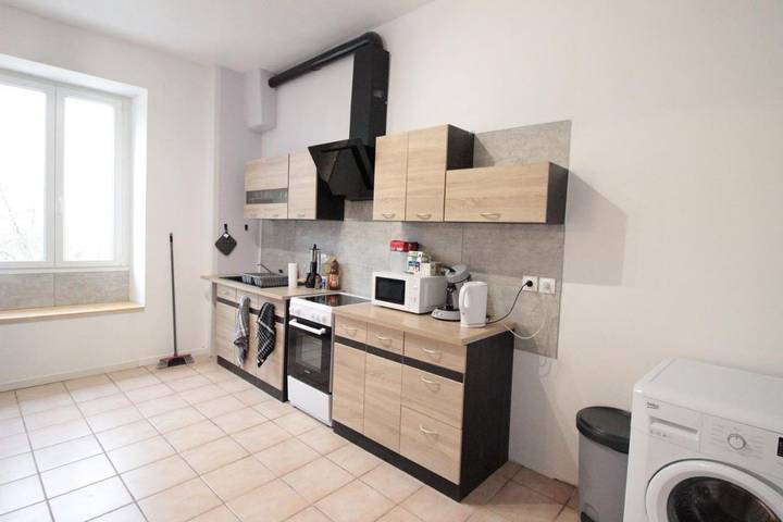 Location de vacances pour 5 personnes, avec terrasse et vue à Dun-sur-Meuse - 3