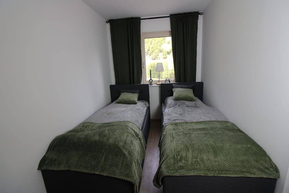 Ganze Wohnung, Haus am See mit Zugang in Zeuthen, Dahme-Seengebiet