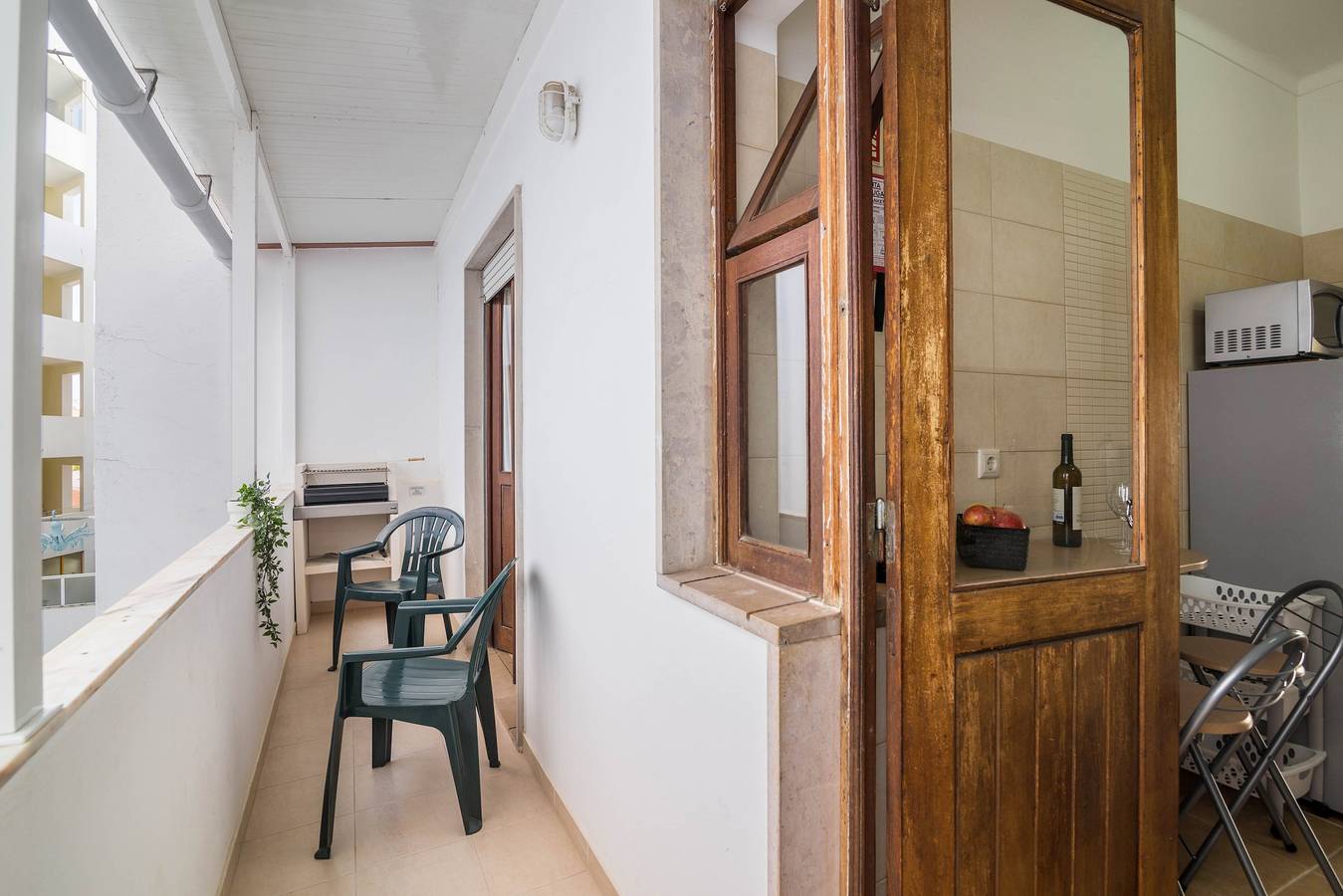 Appartamento intero, "Beach Residence 21" con Balcone, Barbecue, Wi-Fi e Tv via cavo; Parcheggio disponibile in Armação de Pêra (costa), Armação de Pera