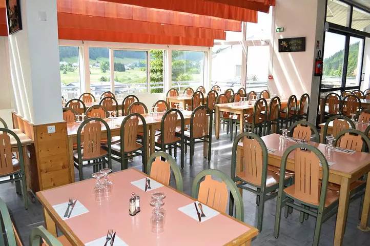 Zimmer 2 Personen - Vollpension in Bois-d'Amont, Regionaler Naturpark Hochjura