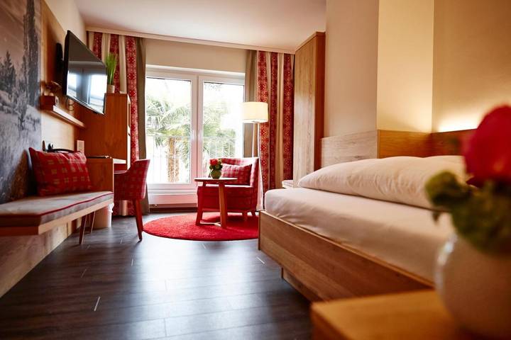 Hotel, mit Garten und Ausblick in Eschborn - 2