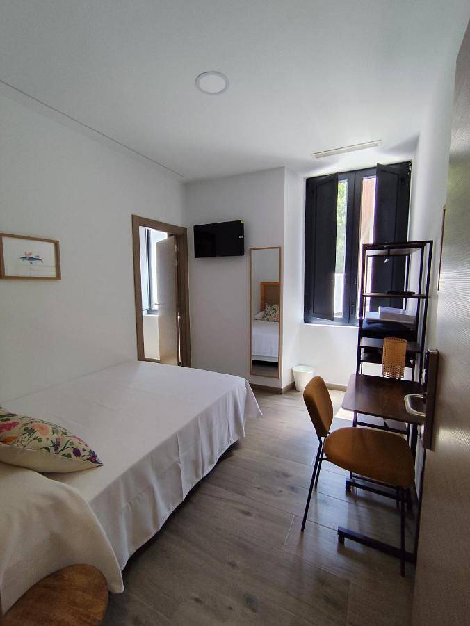 Single Room in Samos (Lugo), Reserva da Biosfera Ribeira Sacra e Serras do Oribio e Courel