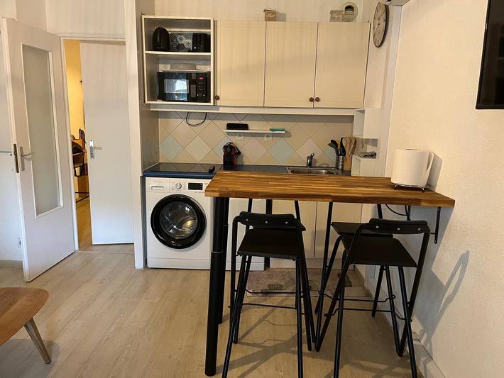 Apartamento entero, Apartamento 'Valescure 2 Pièces Saint Raphael' con wifi in Saint-Raphaël (Var), Costa mediterránea (Francia)
