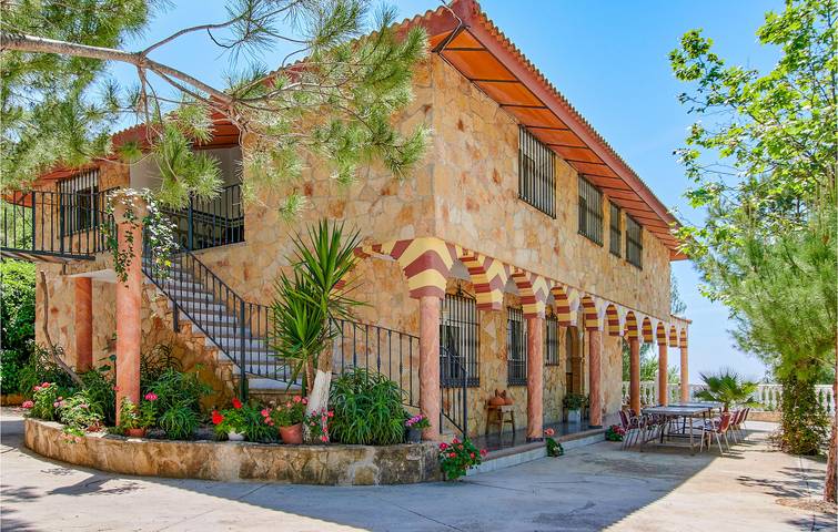 Apartamento para 13 personas, con terraza además de jardín y piscina en Provincia de Córdoba