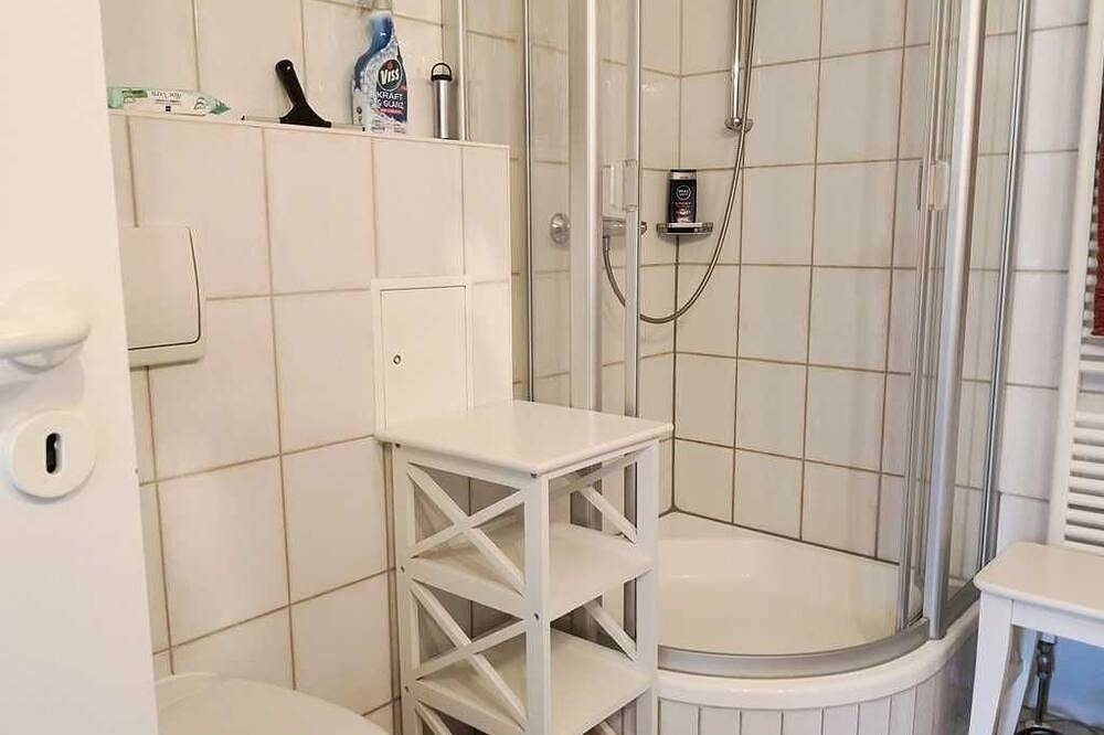 Ganze Wohnung, Ferien-Residenz am Nationalpark Wohnung 6 - Ferienwohnung in Gingst, Rügen