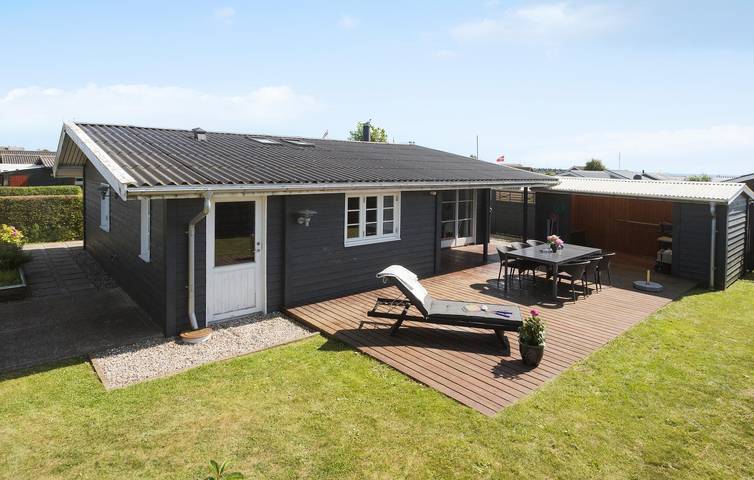Ferienhaus für 4 Personen mit Terrasse in Karrebæksminde, Schwedische Ostsee