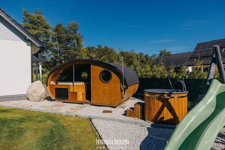 Dom dla 14 osób, z sauna i ogród oraz jacuzzi w Miłków