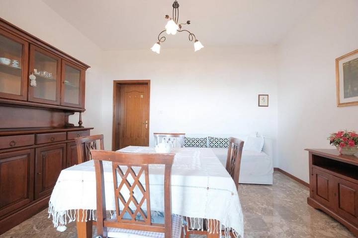 Gîte pour 4 personnes, avec balcon et vue à Pineto - 3