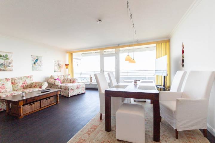 Ferienwohnung für 4 Personen, mit Meerblick und Balkon sowie Sauna, kinderfreundlich in Timmendorfer Strand - 3