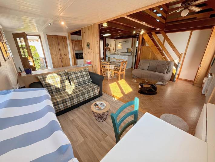 Gîte pour 6 personnes, avec jardin dans Plage du Hôme - 2