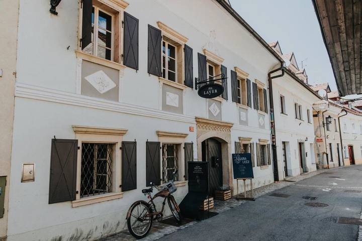 Location de vacances pour 2 personnes, avec Terrasse ainsi que Jardin et Vue à Kranj