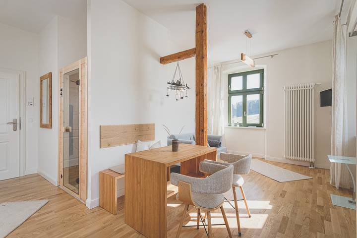 Ferienwohnung für 2 Personen, mit Garten und Sauna sowie Ausblick in Eibenstock