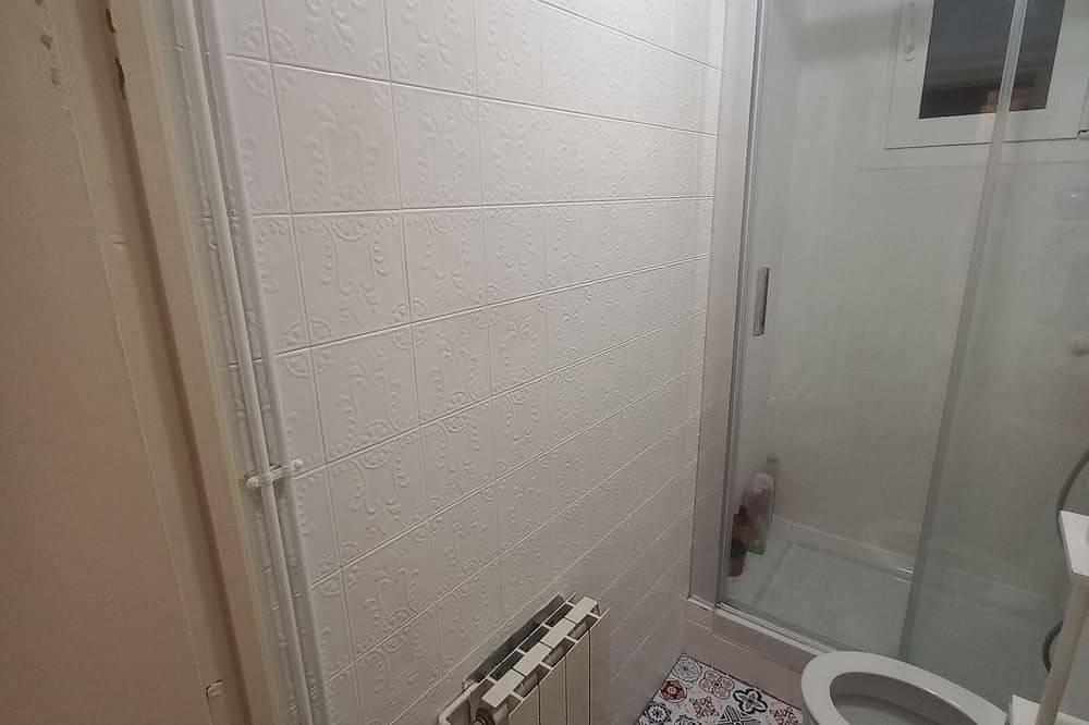 Entire apartment, Apartment with spectacular view in Barcelona very well communicated in Cornellà de Llobregat, Baix Llobregat