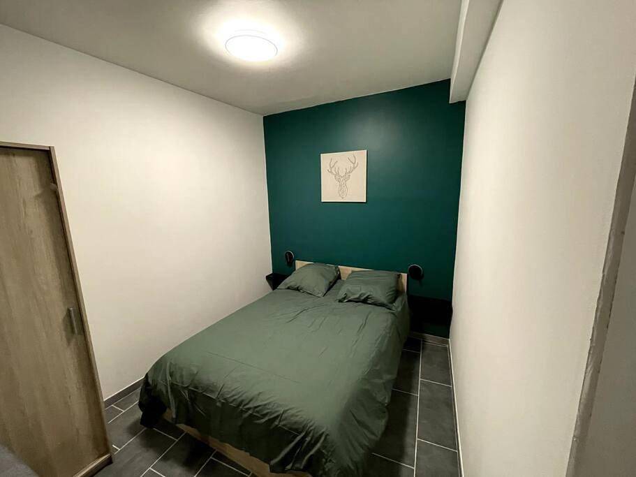 Appartement entier, One-Bedroom Apartment in Saint-Donat-sur-l'Herbasse, Région de Valence
