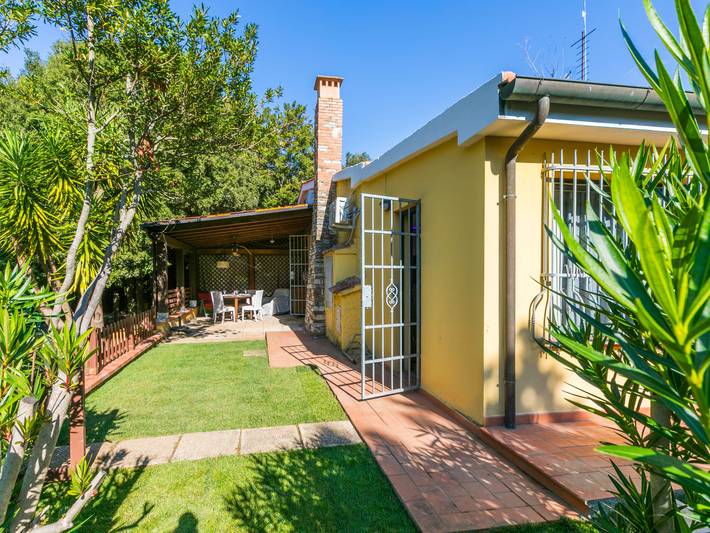 Appartamento per 4 persone, con giardino e terrazza in Casale Marittimo