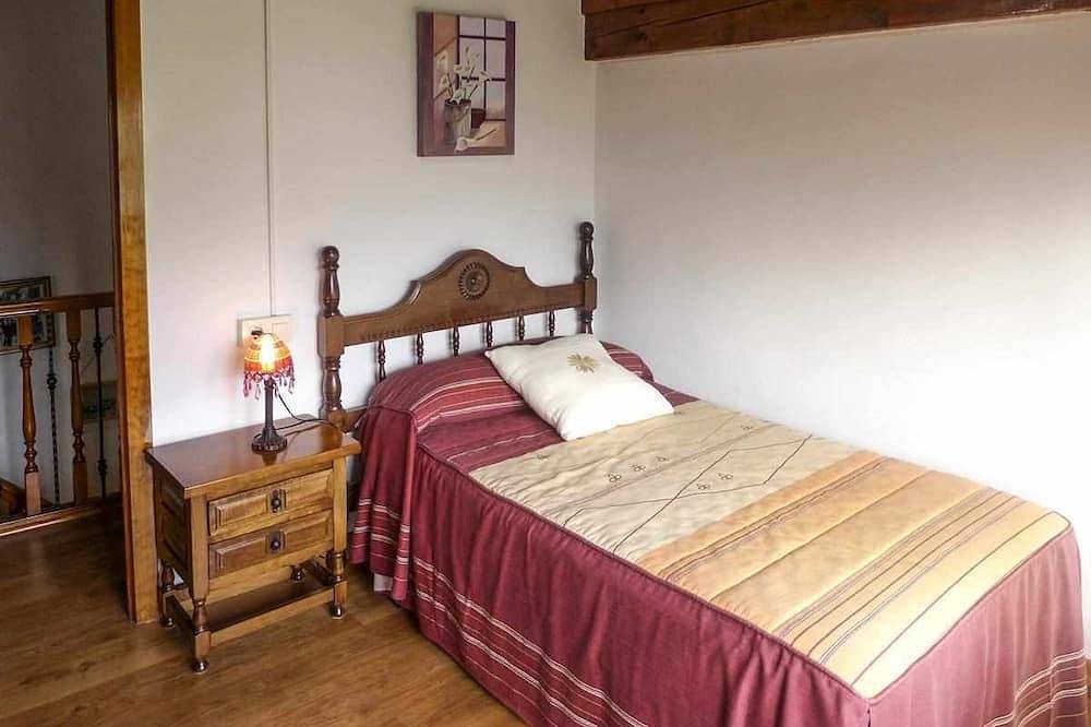 Rural House Vely for 8 people in Peñamellera Baja, Sierra del Cuera