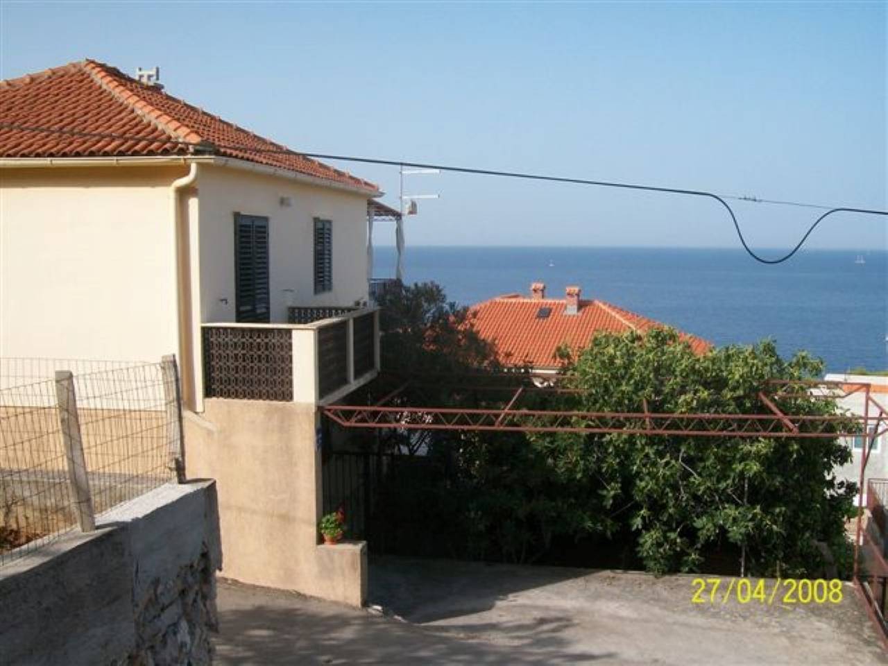 Ganze Wohnung, 2-Zimmer-Ferienwohnung mit Terrasse und Meerblick Bilo, Primosten A-12434-b in Primosten, Šibenik-Knin