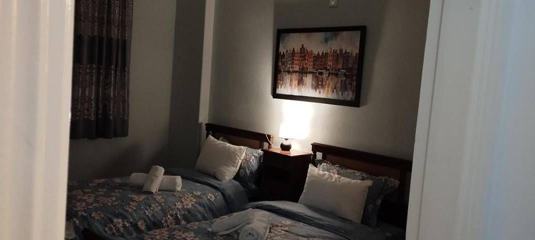 Gîte pour 2 personnes, avec terrasse à Arta