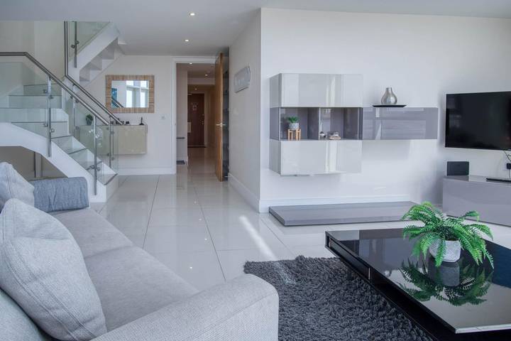 Ganze Wohnung, Ferienwohnung für 6 Personen mit Meerblick in Swansea, Swansea und Umgebung
