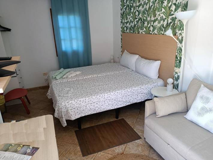 Casa rural para 4 personas, con vistas y piscina además de sauna y jardín - 1