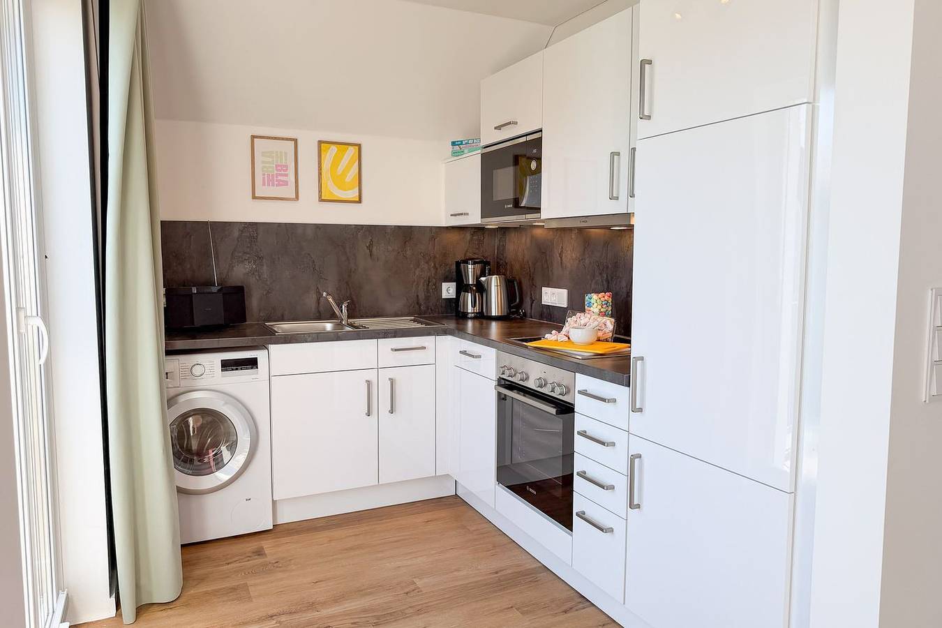 Ganze Wohnung, Tower of Power - Balkon, Kamin, Obergeschoss, Waschmaschine, eigener Parkplatz in Olpenitz, Kappeln