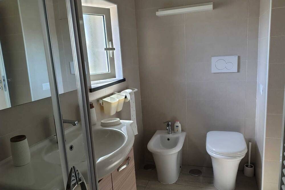 Entire apartment, Flower Apartment in Torre del Greco, Vesuvio National Park