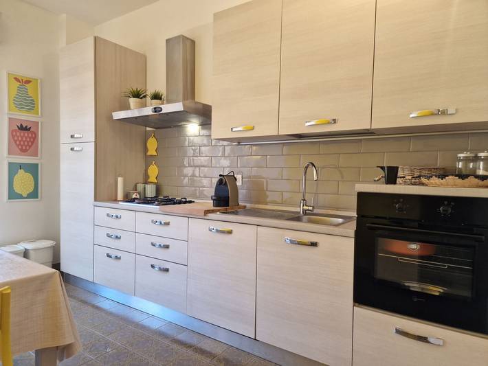 Appartamento intero, Via Del Passaggino 10 - La casa del Sole -Accogliente appartamento a due passi dal mare in Spiaggia di Rimigliano (San Vincenzo), San Vincenzo