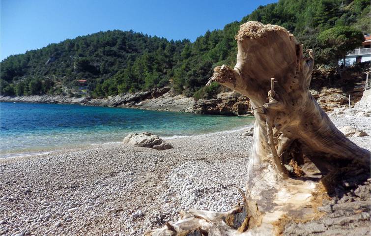 Incantevole appartamento sul mare con terrazza e parcheggio in Korcula