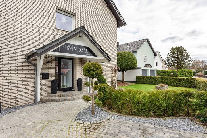 Apartamento entero, Apartamento 'Scandinavian' con terraza privada y Wi-Fi in Schloß Holte-Stukenbrock, Distrito de Gütersloh