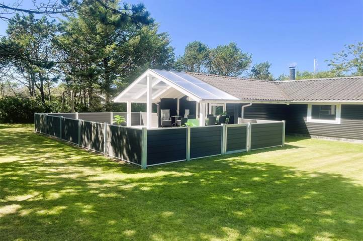 Ferienhaus für 6 Personen, mit Terrasse und Sauna in Holmsland Klit