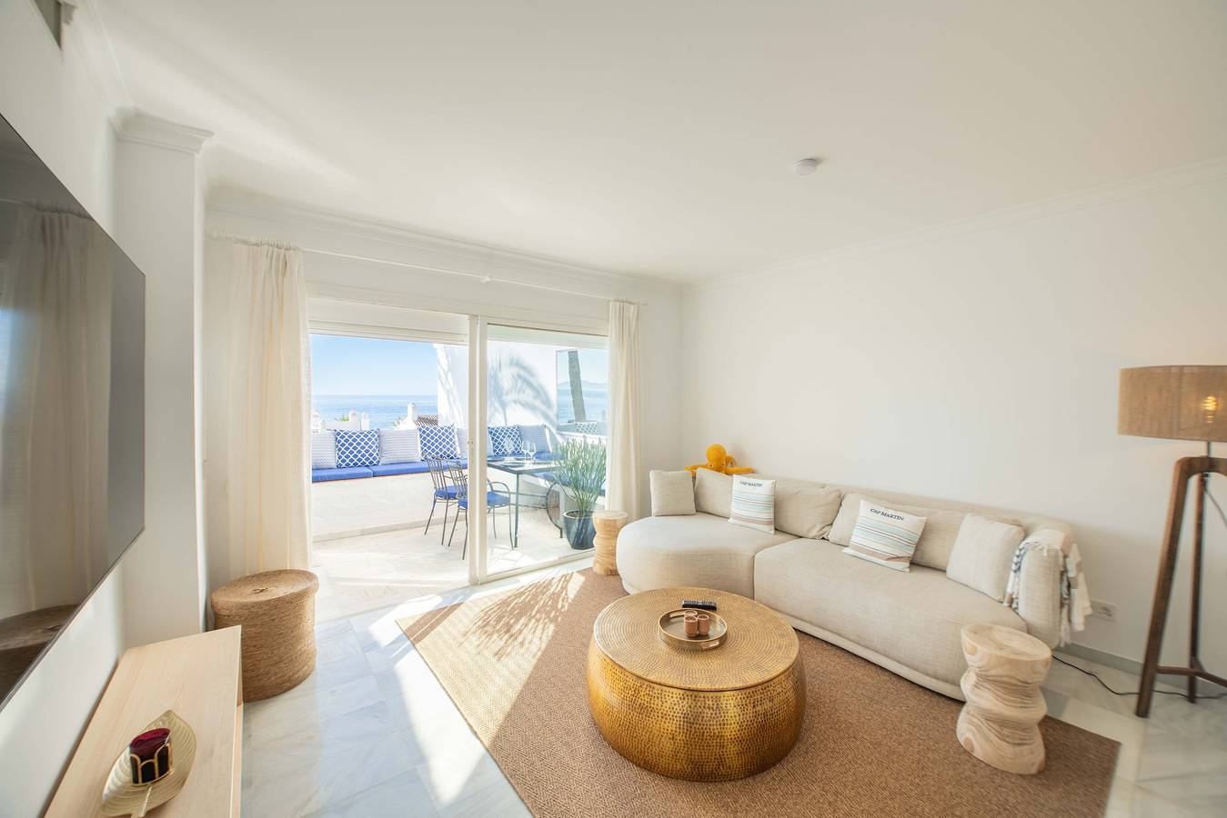 Entire apartment, Apartment 'Vista Azul' with Sea View, Wi-Fi and Air Conditioning in Playa de los Berengueles (Almuñecar), Almuñecar