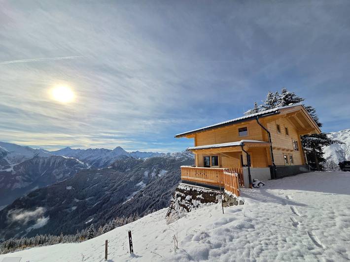 Ferienhaus für 6 Personen, mit Balkon und Terrasse in Hippach