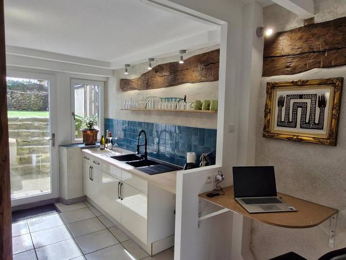 Gîte pour 5 personnes, avec jardin et jacuzzi, animaux acceptés à Jarnages
