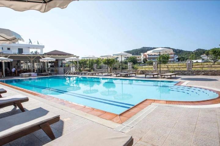 Vakantiewoning voor 2 personen, with Balkon and Terras as well as Tuin and Zwembad in Faliraki