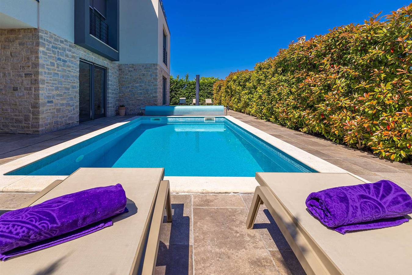 Ganze Wohnung, Wohnung Siora mit beheiztem Pool in Njivice, Krk