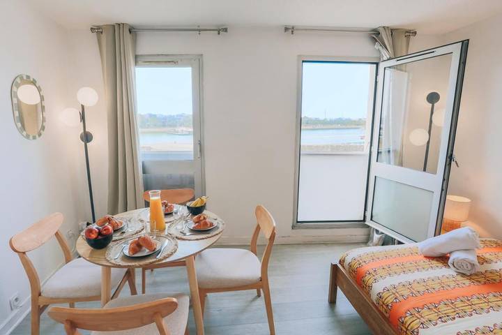 Gîte pour 4 personnes, avec Vue dans Tour De La Lanterne La Rochelle