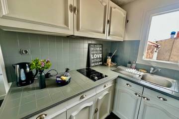 Apartment for 2 People in La Rochelle, La Rochelle region, Photo 2