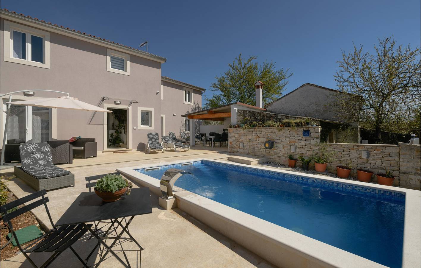 Casa vacanza a Gimino a partire da 131€ a notte