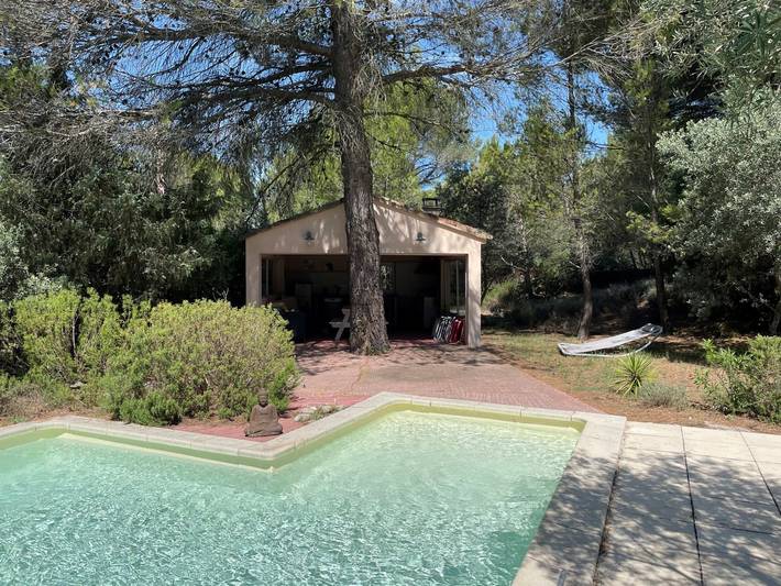 Location de vacances pour 8 personnes, avec jardin ainsi que balcon et piscine à Velleron - 3