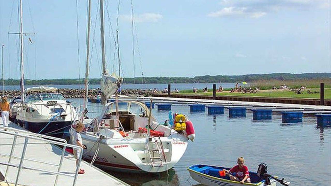 Ganze Ferienwohnung, Ferienwohnung für 4 Personen (61 m²) in Gorschendorf in Malchin, Kummerower See