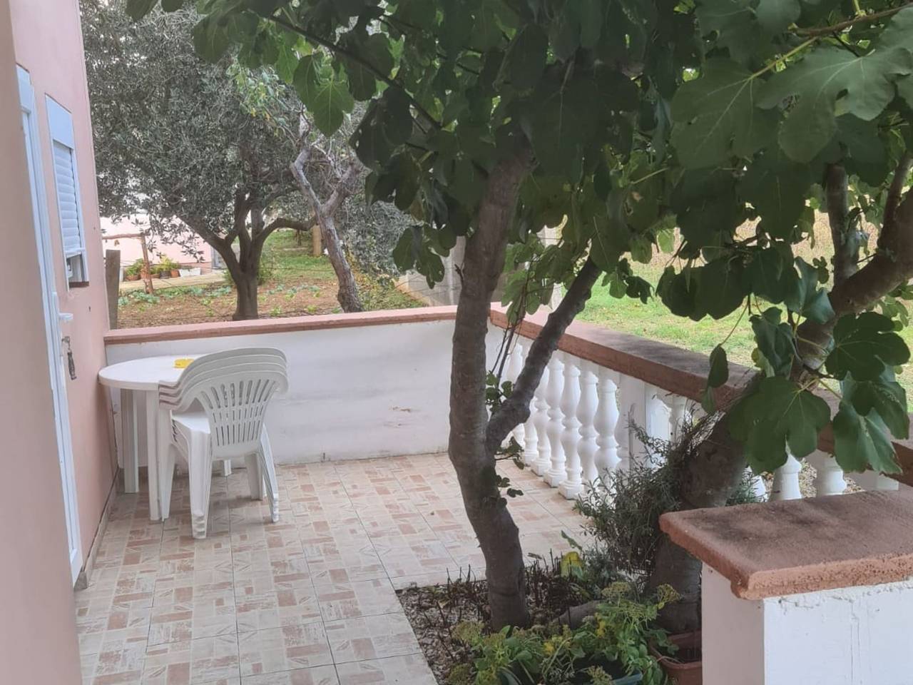 Ganze Wohnung, Apartments Rubbi - Studio with Terrace in Vrsi, Zadar