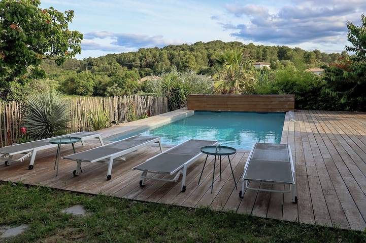 Location de vacances pour 7 personnes, avec Terrasse et Jardin à Aumes