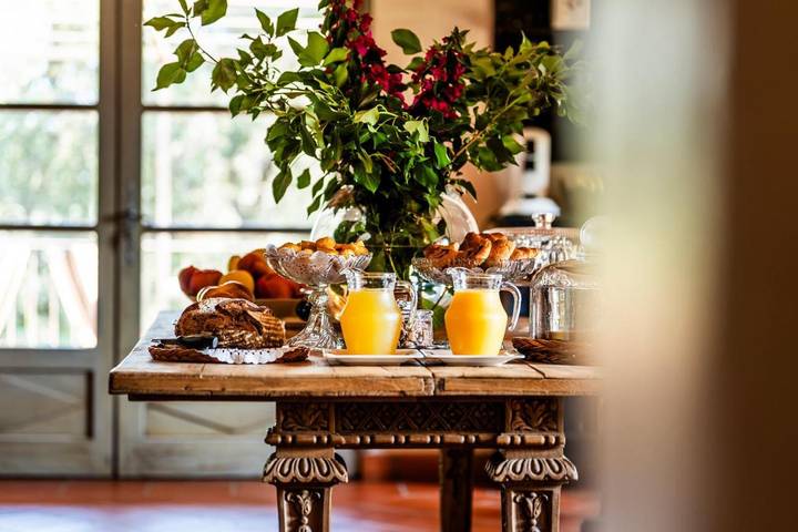 Chambre d’hôte pour 3 personnes, avec vue et terrasse ainsi que jardin et piscine en Corse - 4