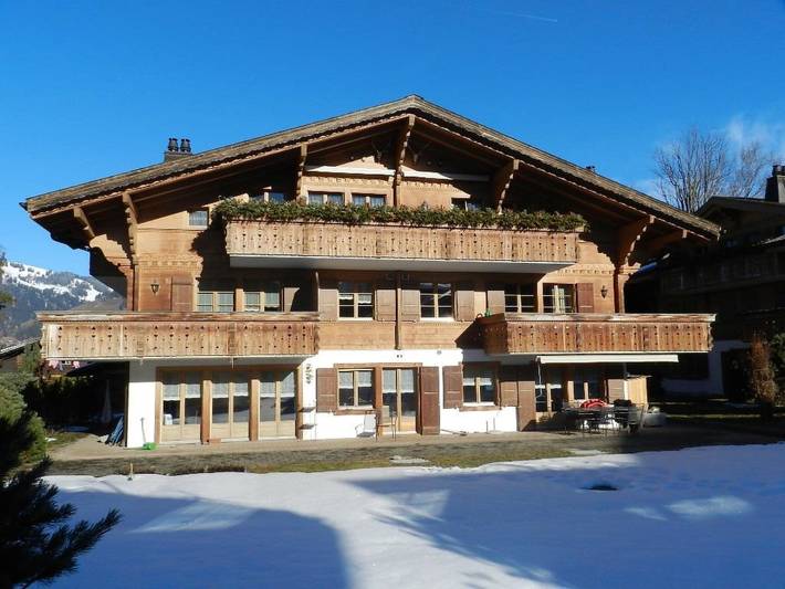 Gîte pour 4 personnes, avec balcon dans Gstaad - 2