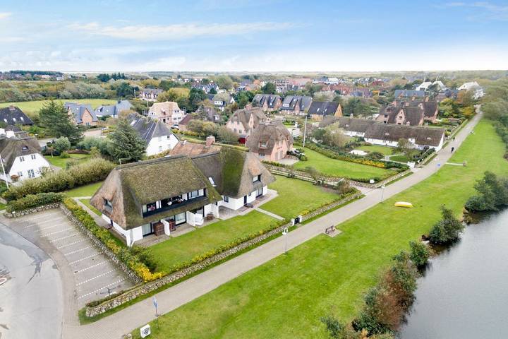 Ferienwohnung für 2 Personen, mit Ausblick und Seeblick sowie Garten in Wenningstedt - 2