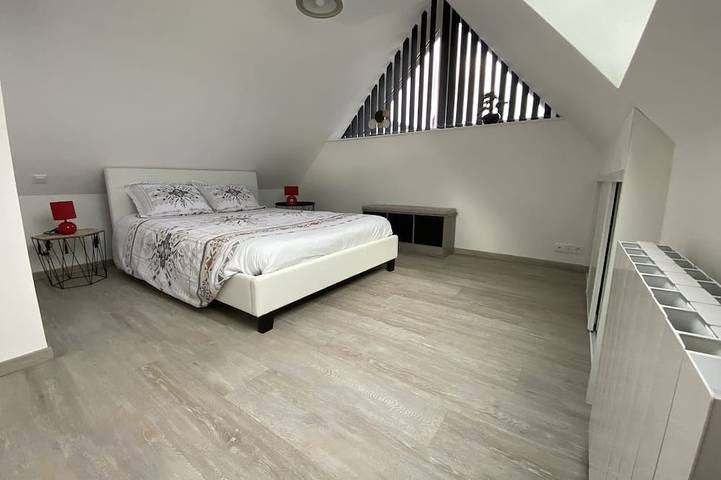 Location de vacances pour 6 personnes, avec jardin à Ploëzal - 4