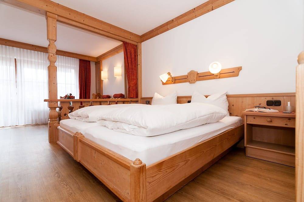 Entire apartment, Apartment 12, Apartmenthaus an der Rottach - Holiday apartment 12 in the Apartmenthaus an der Rottach in Rottach-Egern, Bavarian Alps