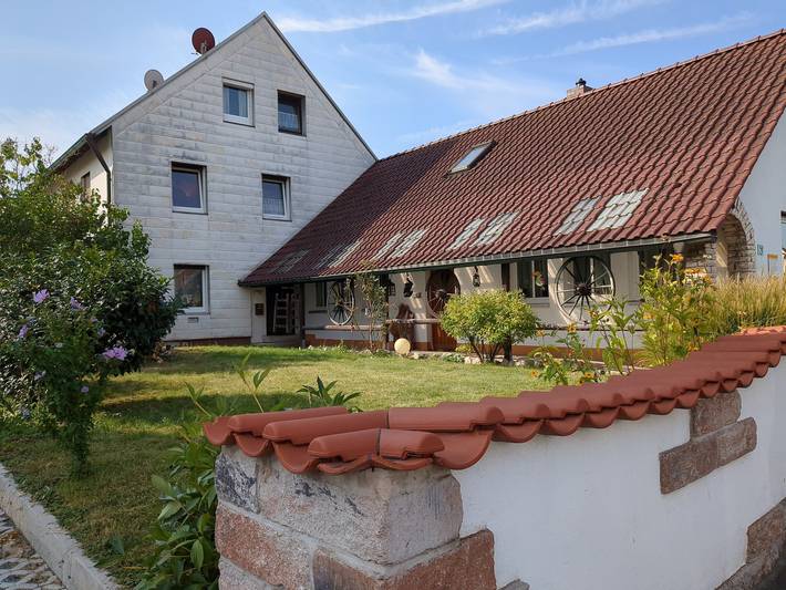 Ganze Wohnung, Ferienwohnung Alafia" mit Gemeinschaftsgarten und Wi-Fi in Veitsbronn, Landkreis Fürth