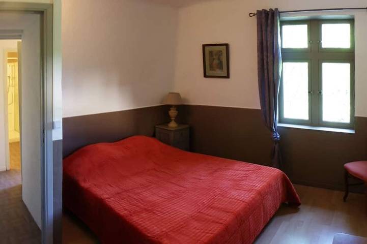 Gîte pour 4 personnes, avec jardin et terrasse, animaux acceptés à Thoiras - 2